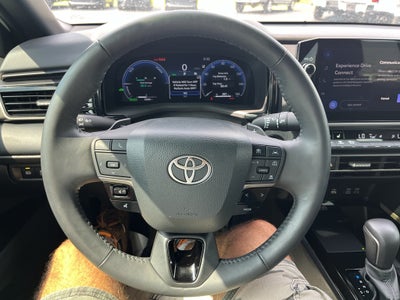 2025 Toyota Camry Hybrid XSE
