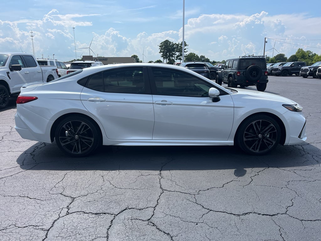 2025 Toyota Camry Hybrid XSE