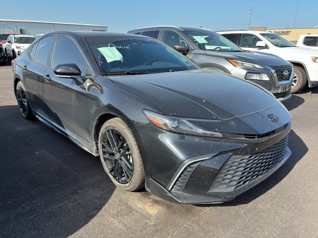 2025 Toyota Camry Hybrid SE