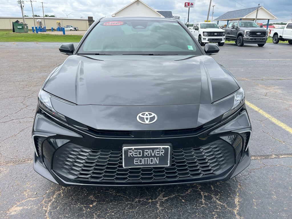2025 Toyota Camry Hybrid SE
