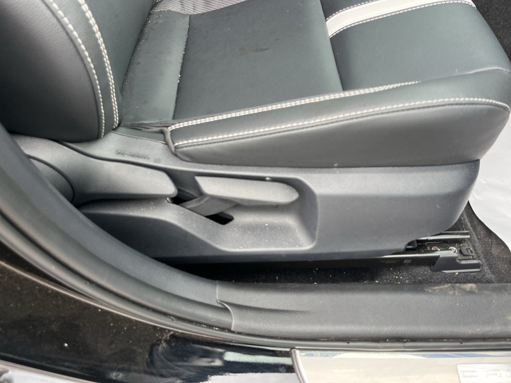 2025 Toyota Camry Hybrid SE