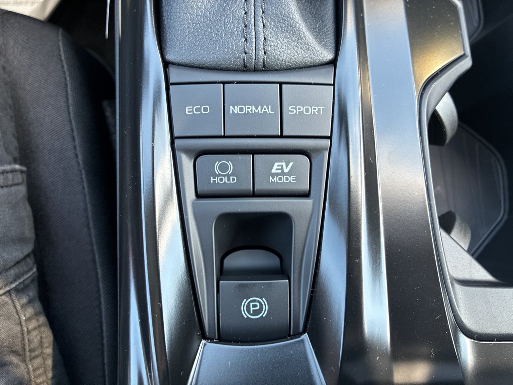 2026 Toyota Camry Hybrid LE