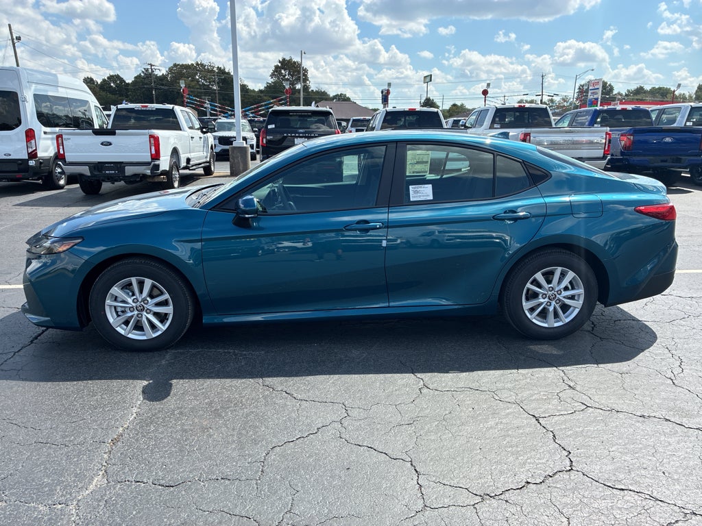 2026 Toyota Camry Hybrid LE