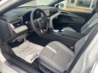 2026 Toyota Camry Hybrid SE