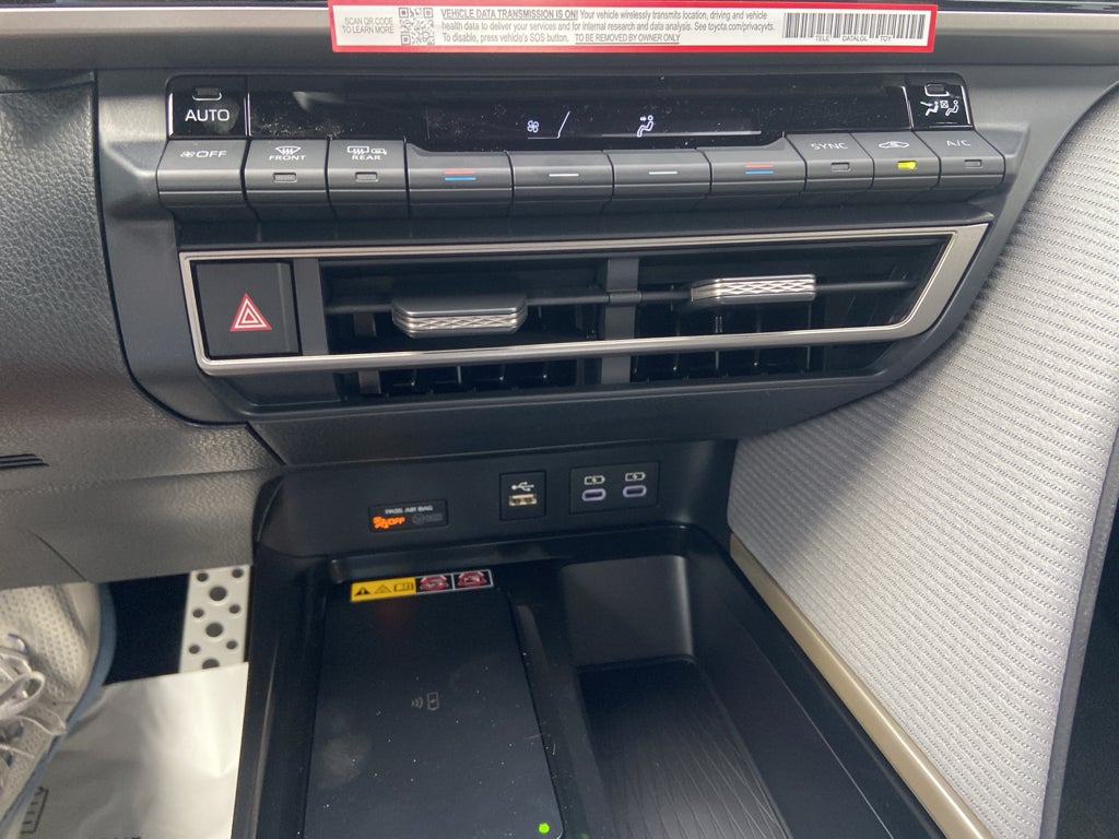 2026 Toyota Camry Hybrid SE