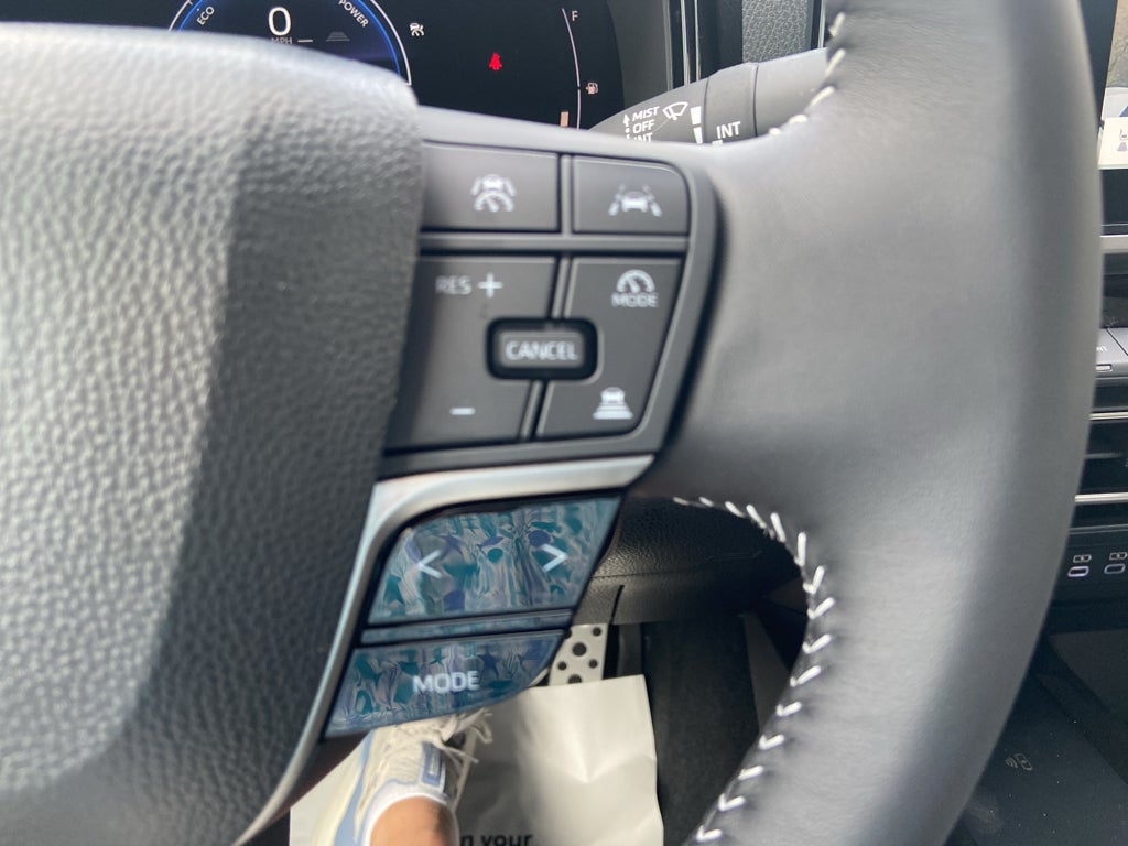 2026 Toyota Camry Hybrid SE