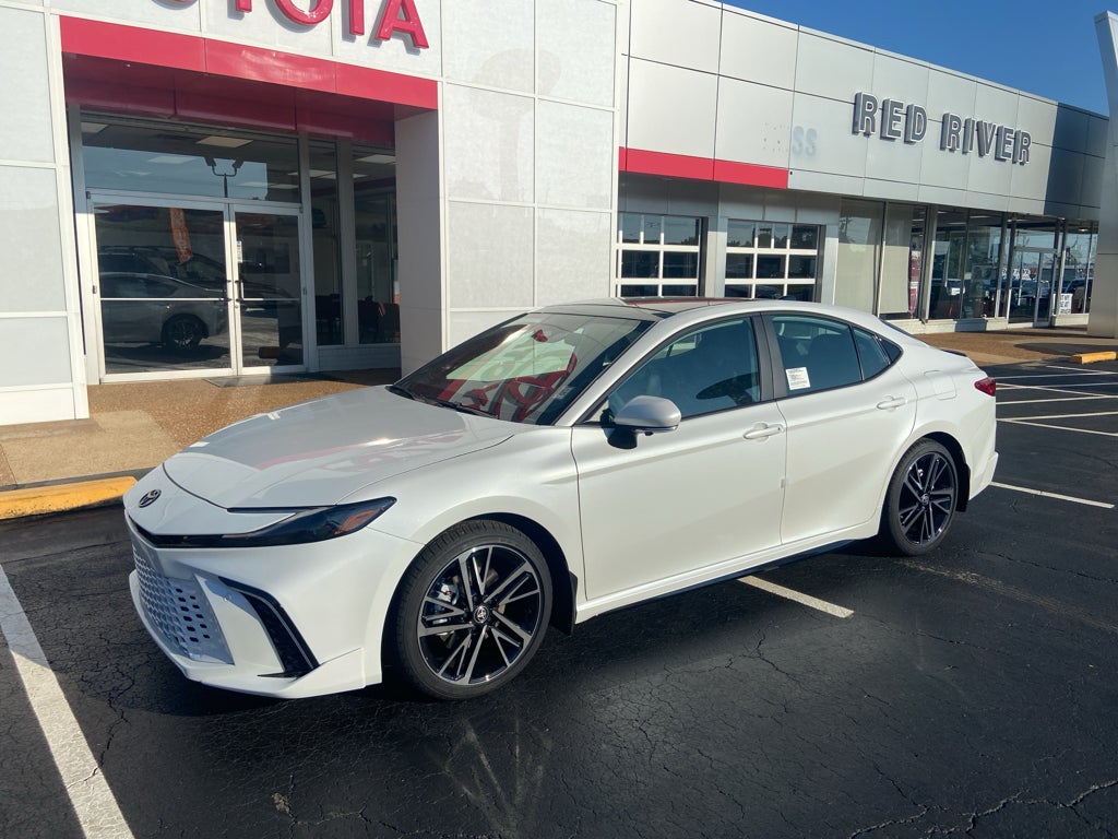 2026 Toyota Camry Hybrid XSE