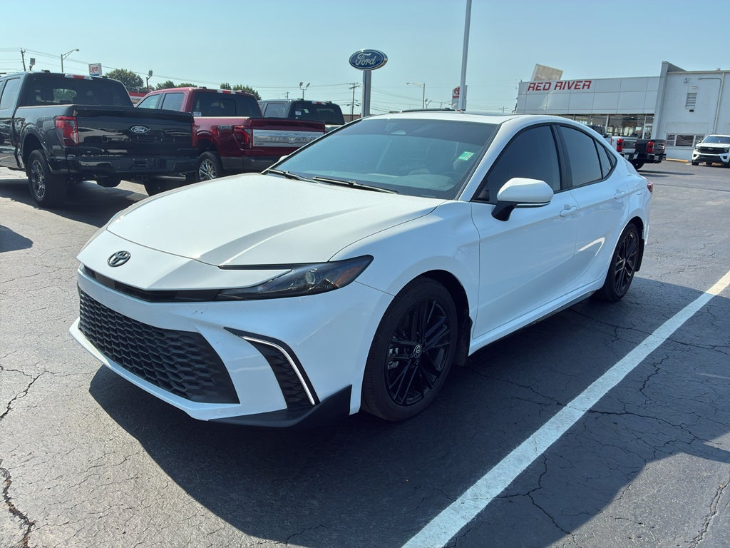 2026 Toyota Camry Hybrid SE