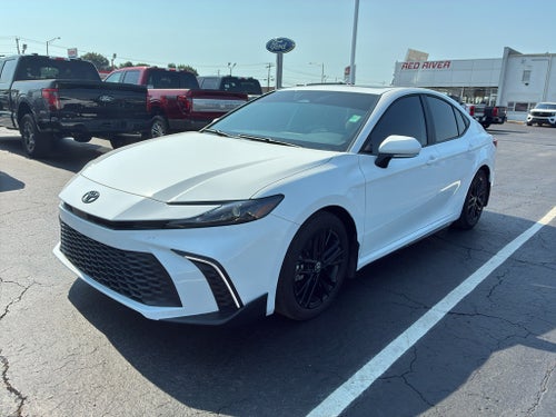 2026 Toyota Camry Hybrid SE