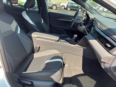 2026 Toyota Camry Hybrid SE