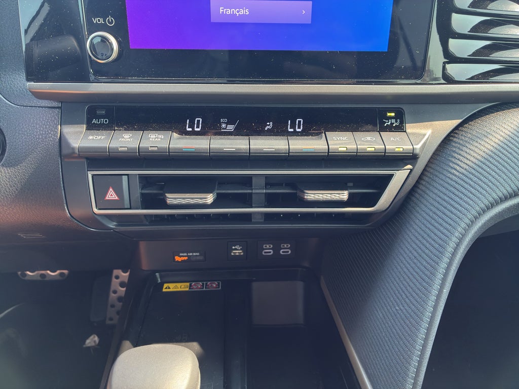 2026 Toyota Camry Hybrid SE