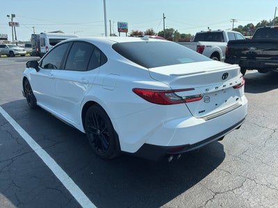 2026 Toyota Camry Hybrid SE