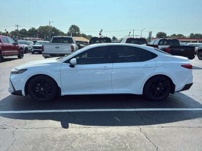 2026 Toyota Camry Hybrid SE