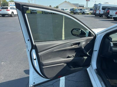 2026 Toyota Camry Hybrid SE