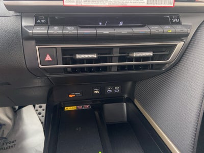 2026 Toyota Camry Hybrid SE