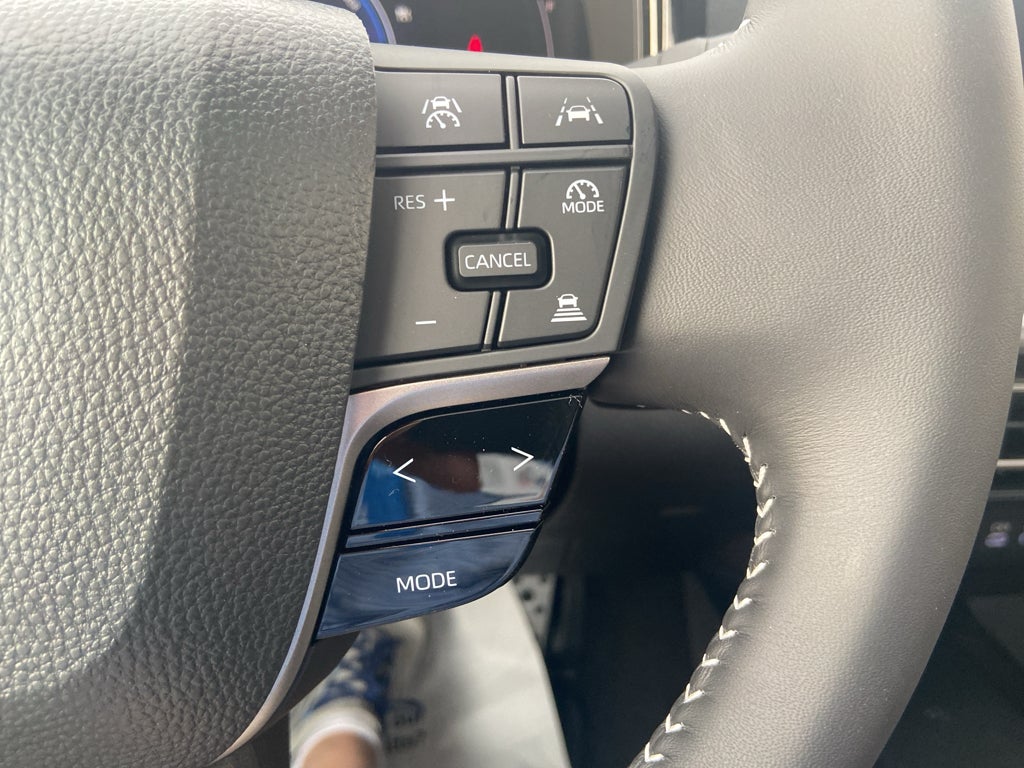 2026 Toyota Camry Hybrid SE