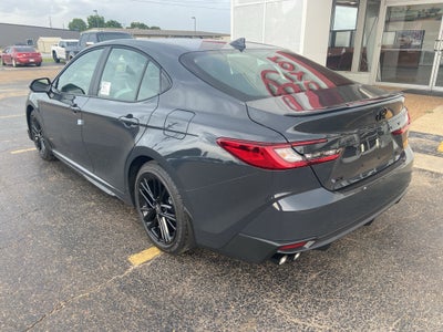 2026 Toyota Camry Hybrid SE