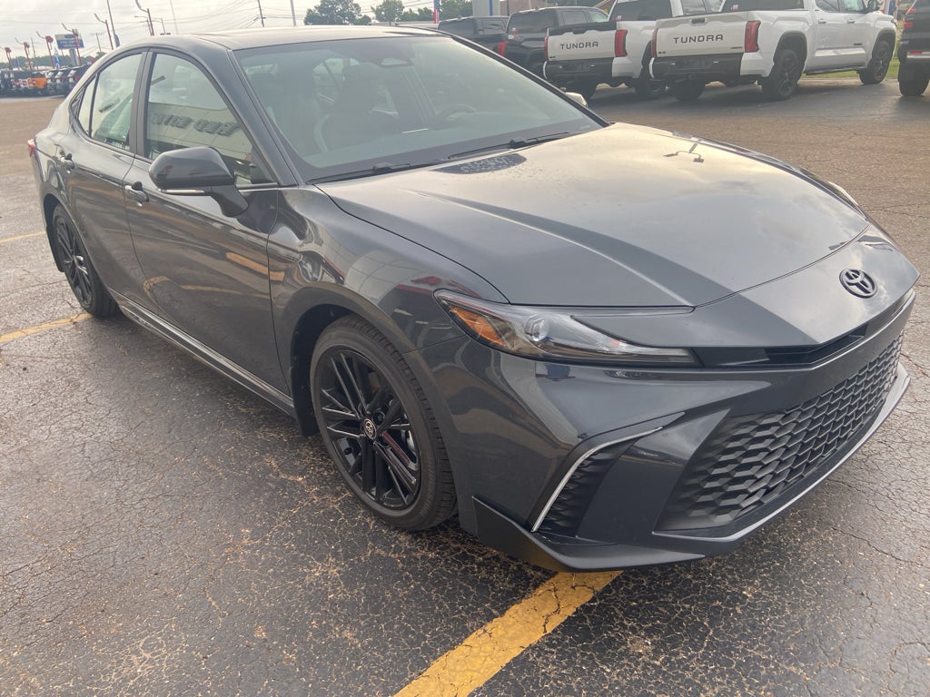 2026 Toyota Camry Hybrid SE