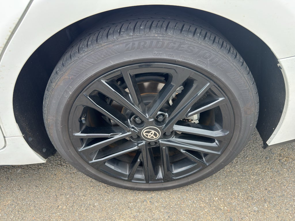 2025 Toyota Camry Hybrid SE