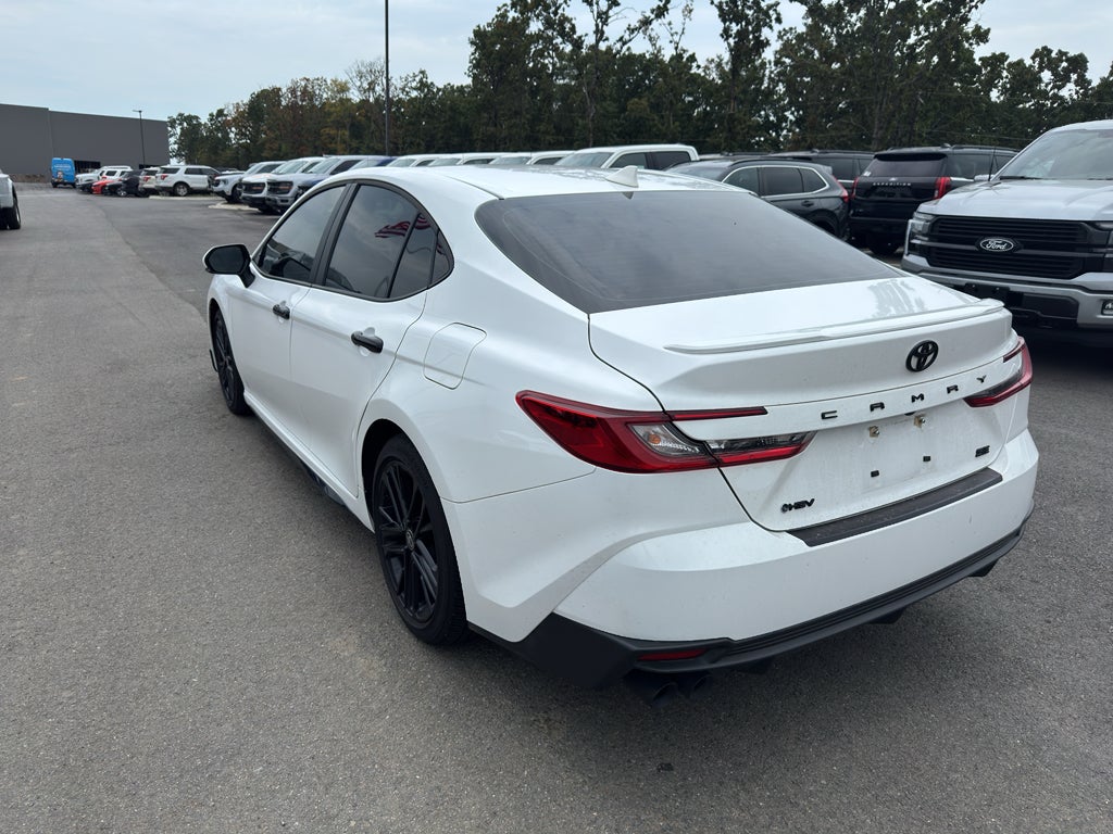 2025 Toyota Camry Hybrid SE
