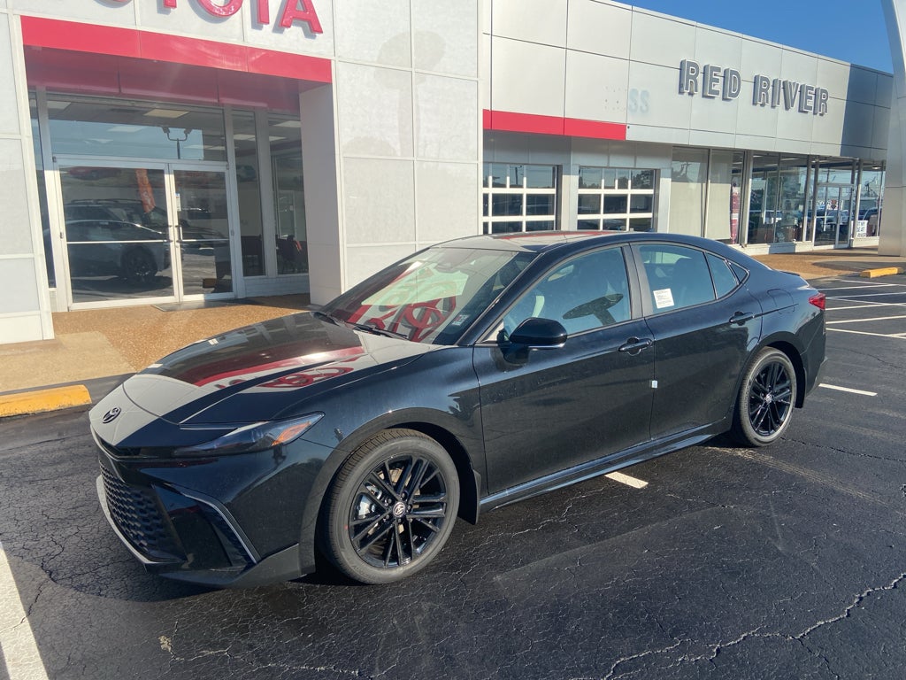 2026 Toyota Camry Hybrid SE