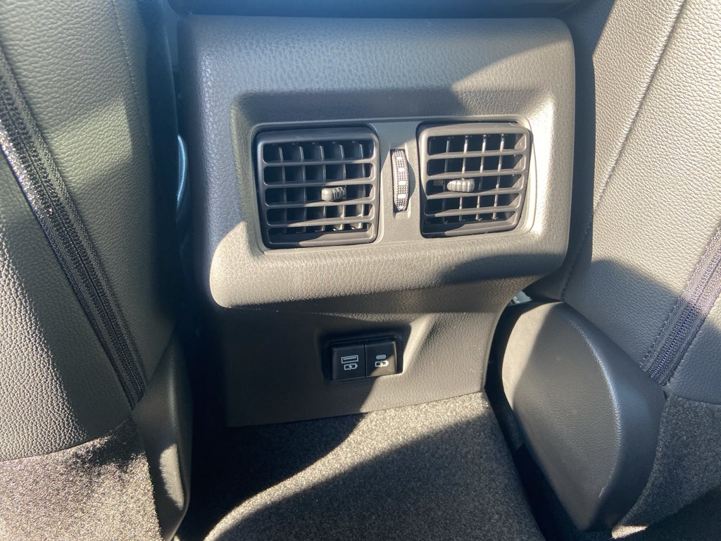 2026 Toyota Camry Hybrid SE