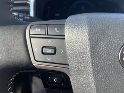 2026 Toyota Camry Hybrid SE