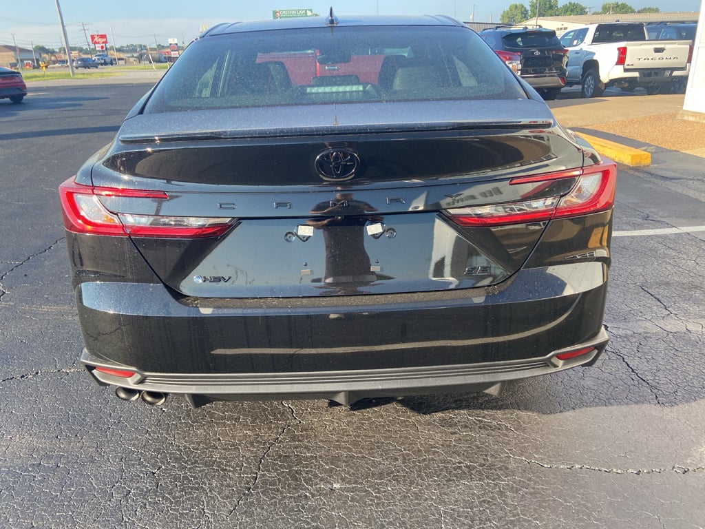 2026 Toyota Camry Hybrid SE