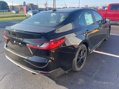 2026 Toyota Camry Hybrid SE