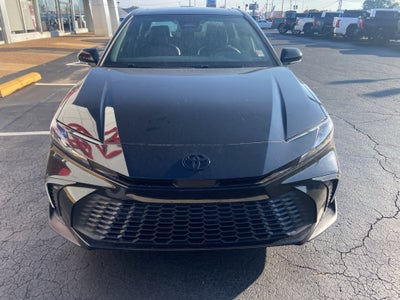 2026 Toyota Camry Hybrid SE