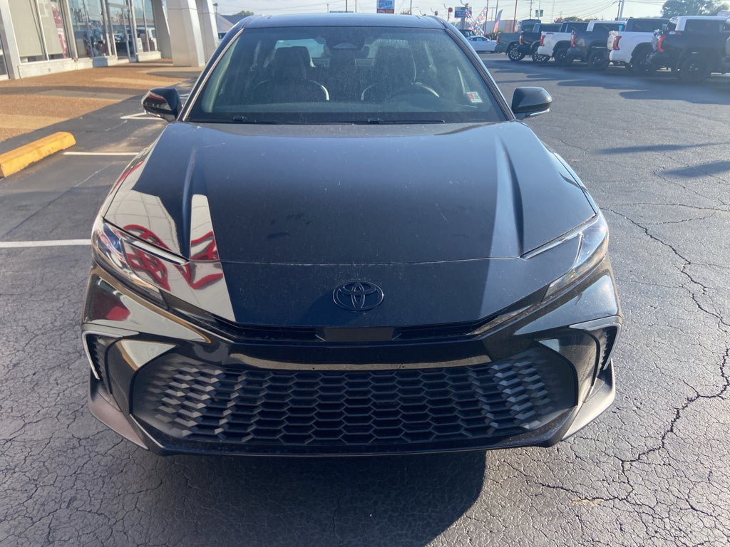2026 Toyota Camry Hybrid SE