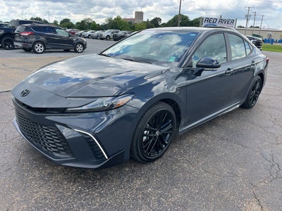 2025 Toyota Camry Hybrid SE