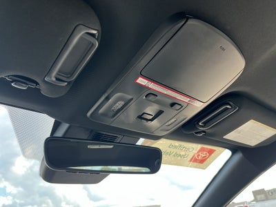 2025 Toyota Camry Hybrid SE