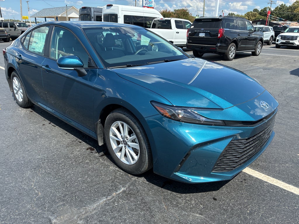 2026 Toyota Camry Hybrid LE