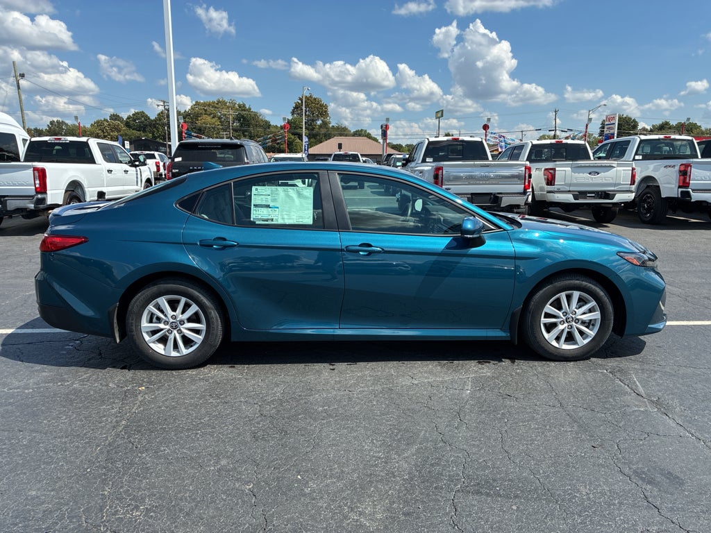 2026 Toyota Camry Hybrid LE
