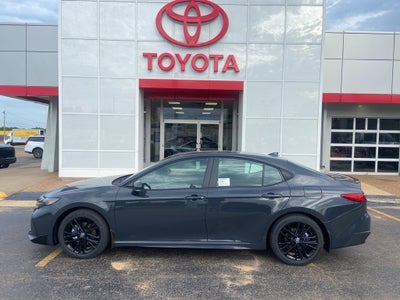 2026 Toyota Camry Hybrid SE