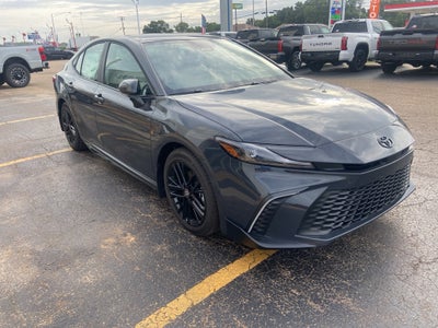 2026 Toyota Camry Hybrid SE