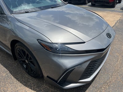 2026 Toyota Camry Hybrid SE