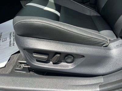 2026 Toyota Camry Hybrid SE