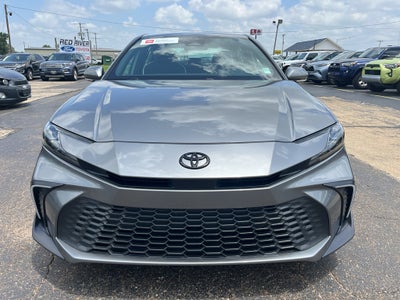2026 Toyota Camry Hybrid SE