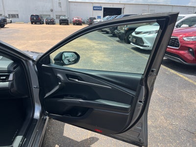 2026 Toyota Camry Hybrid SE