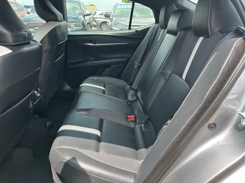 2026 Toyota Camry Hybrid SE