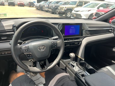 2026 Toyota Camry Hybrid SE
