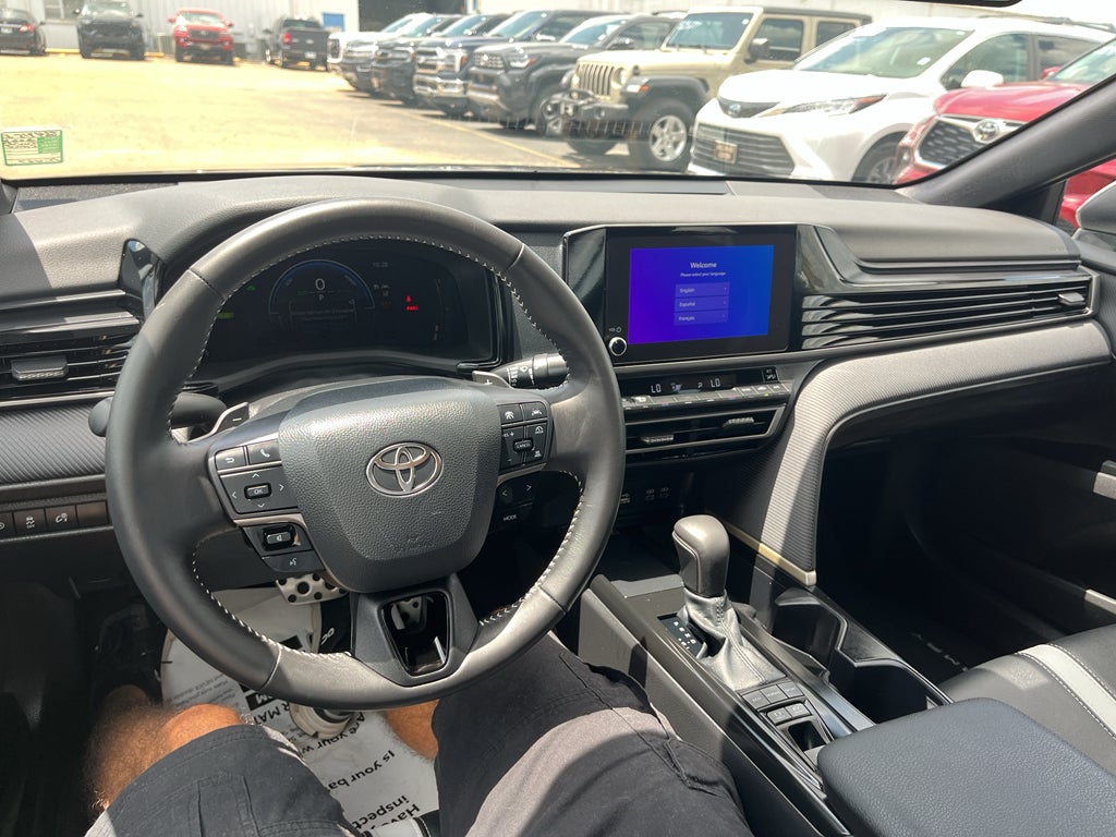 2026 Toyota Camry Hybrid SE