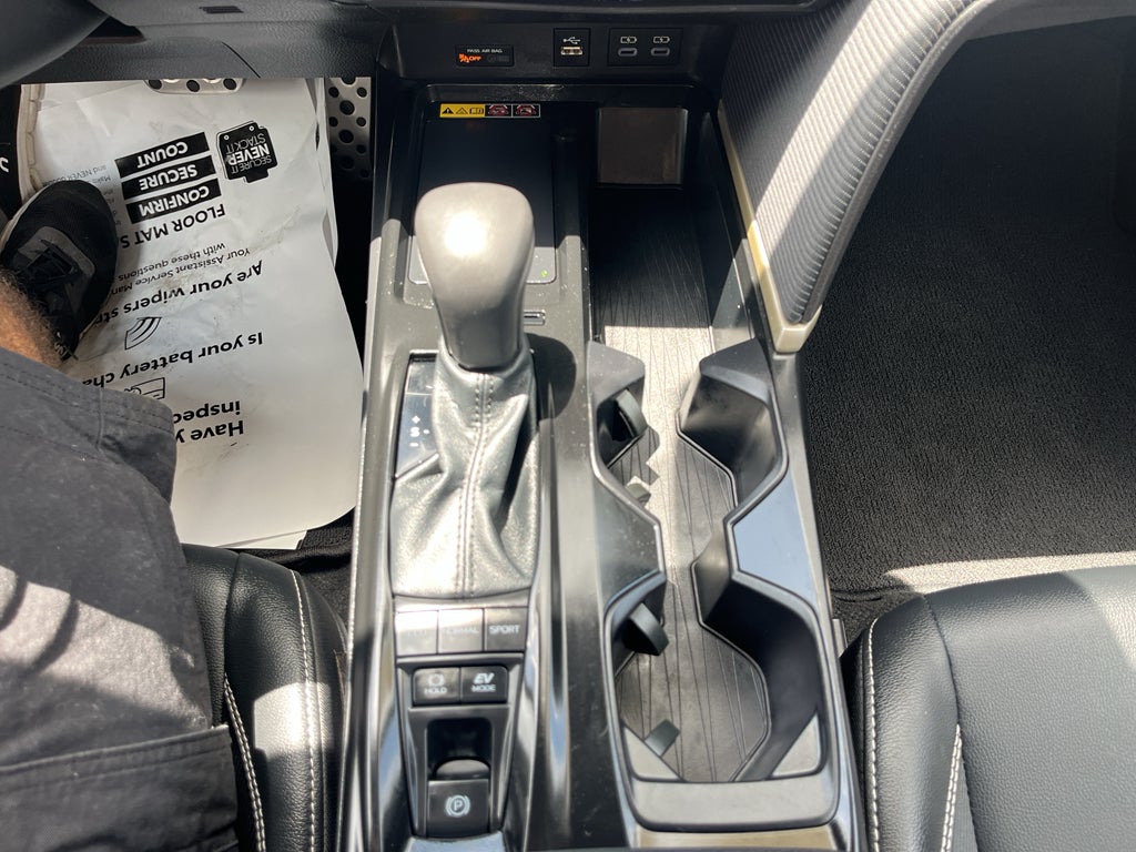 2026 Toyota Camry Hybrid SE