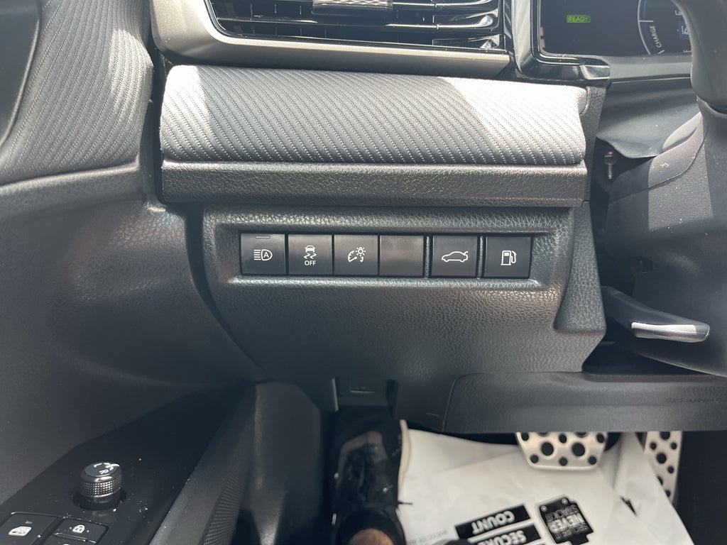 2026 Toyota Camry Hybrid SE