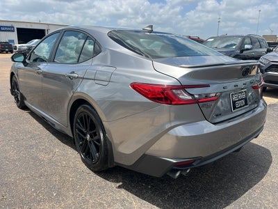2026 Toyota Camry Hybrid SE