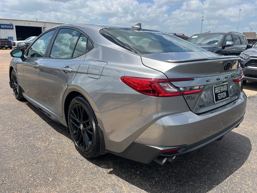 2026 Toyota Camry Hybrid SE