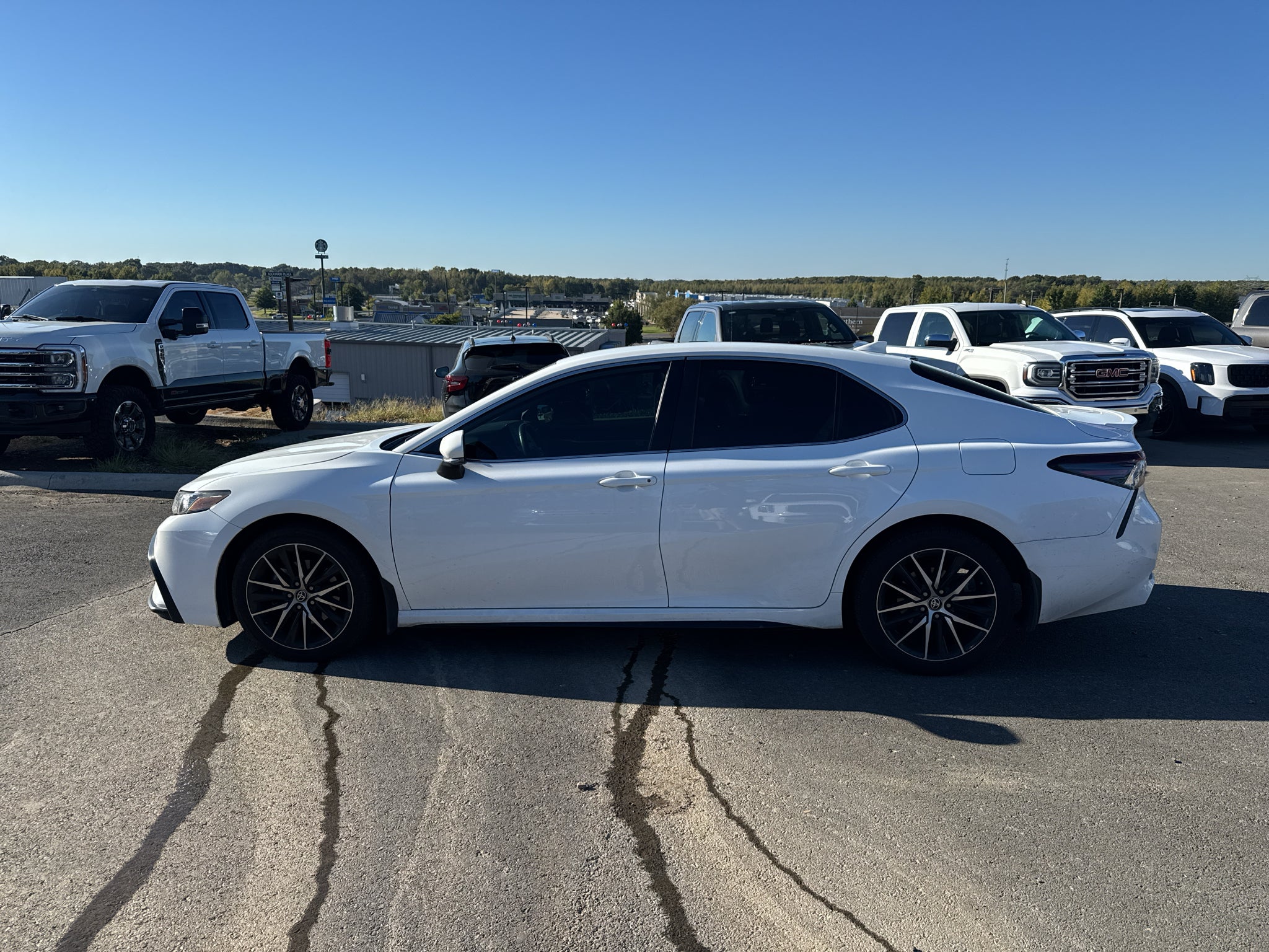 2023 Toyota Camry SE