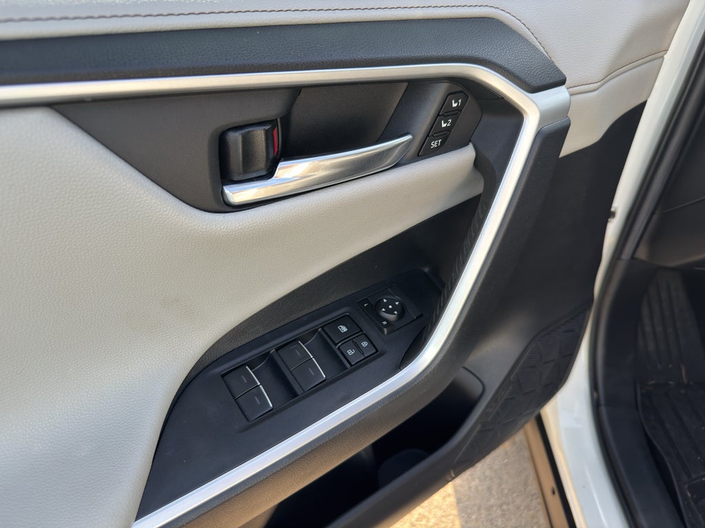2022 Toyota RAV4 Hybrid Limited